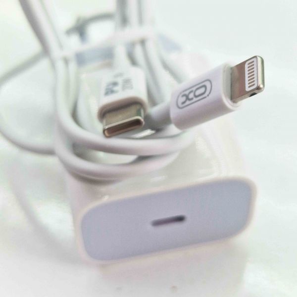 Зарядное устройство XO набор (блок + кабель ) 20W Type-C - Lightning для iPhone, iPad
